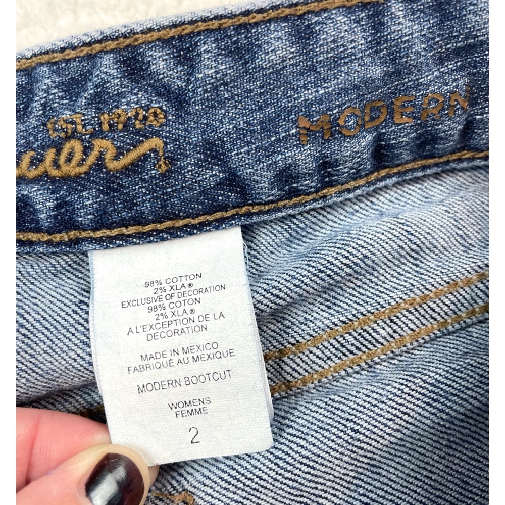 EDDIE BAUER • Medium Wash Modern Bootcut Jeans, 2 - Picture 10 of 11